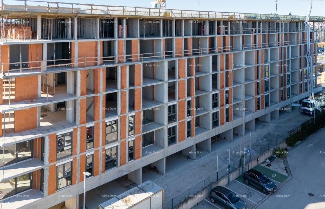 Pula, new project! Multi-family, modern building with an elevator, close to the center. Apartment for sale with a parking space and storage. S53 12