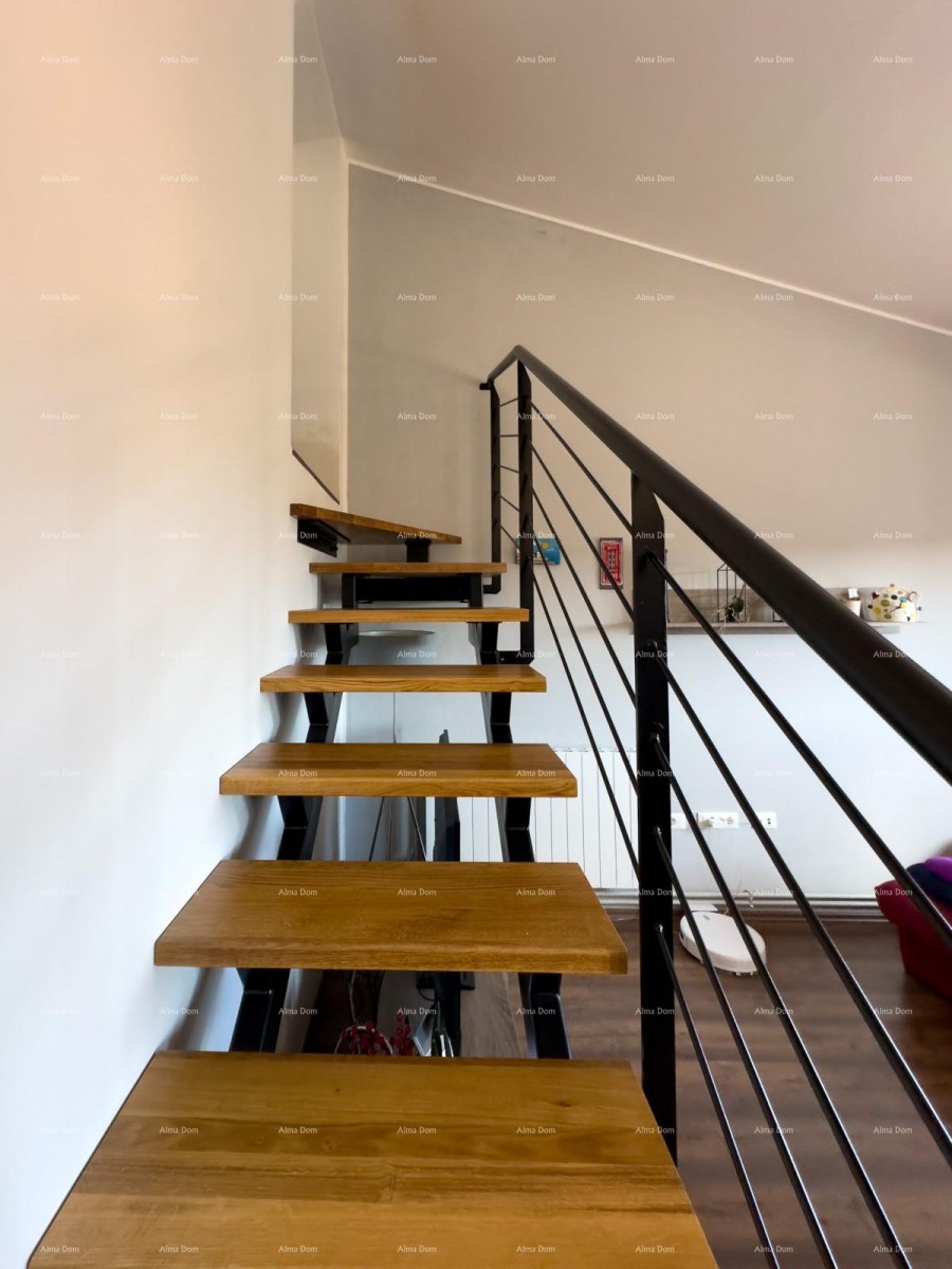 We are selling an apartment with a sea view! 31