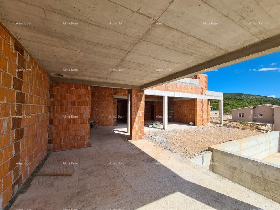 Villa under construction with sea view! 24
