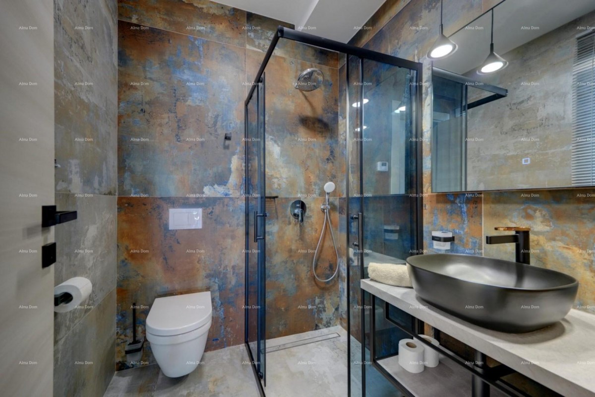 Moderna vila z bazenom in savno, Marčana! 26