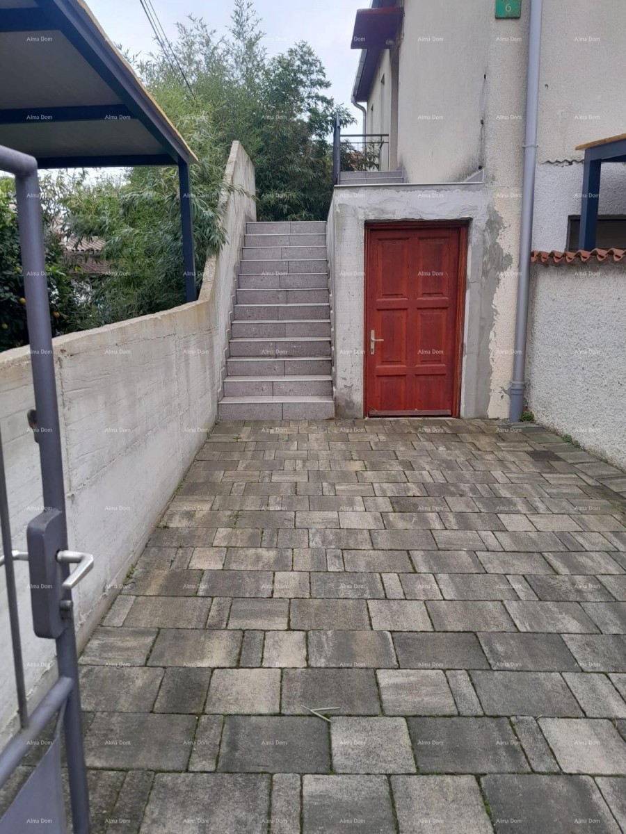 For Sale – 1st Floor of a House with Garden and Parking 2