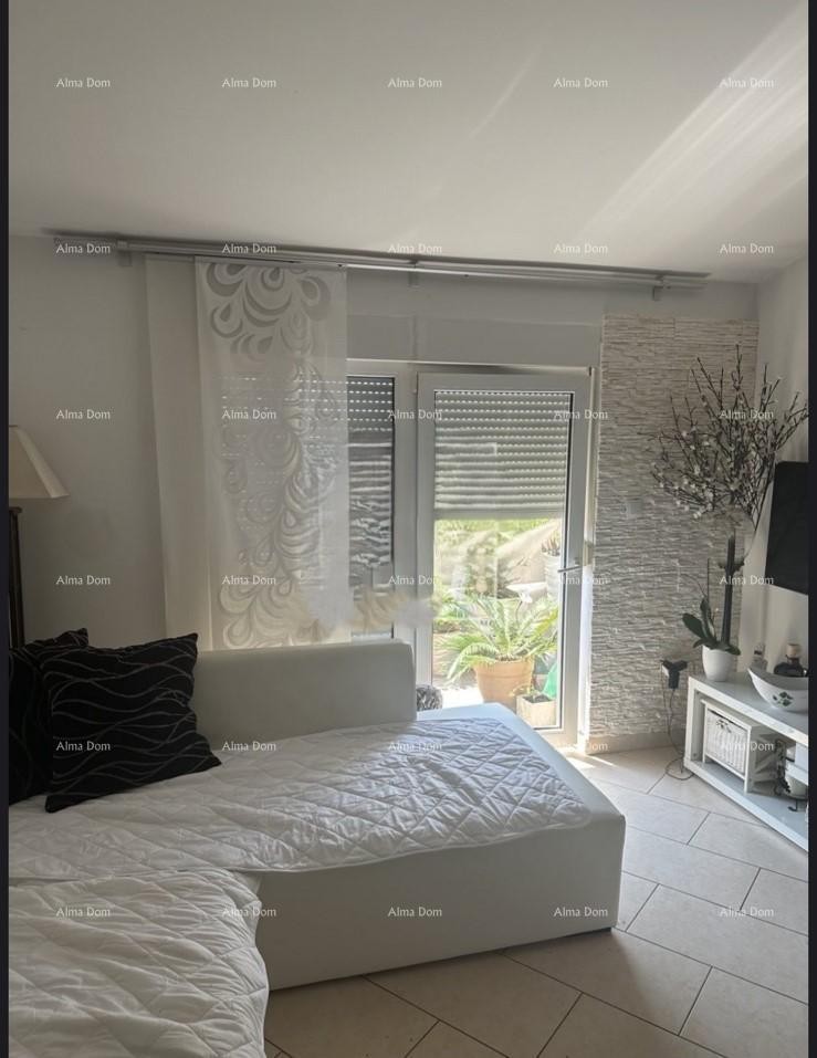 In vendita appartamento su due piani a Pola 1