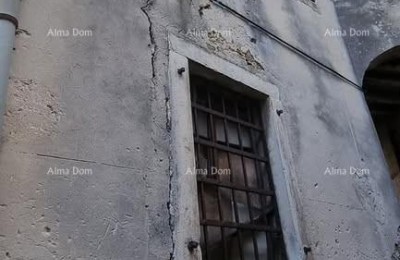 Большой Истрийский каменный дом на продажу на три этажа, Буйе!