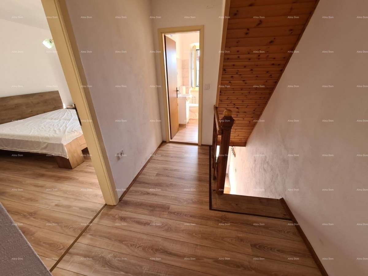 Sale! Two renovated Istrian houses in Marčana. 24