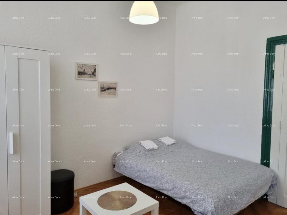 PULA STARA JEZGRA GRADA. KUĆA NA 5 MANJIH ETAŽA. 5