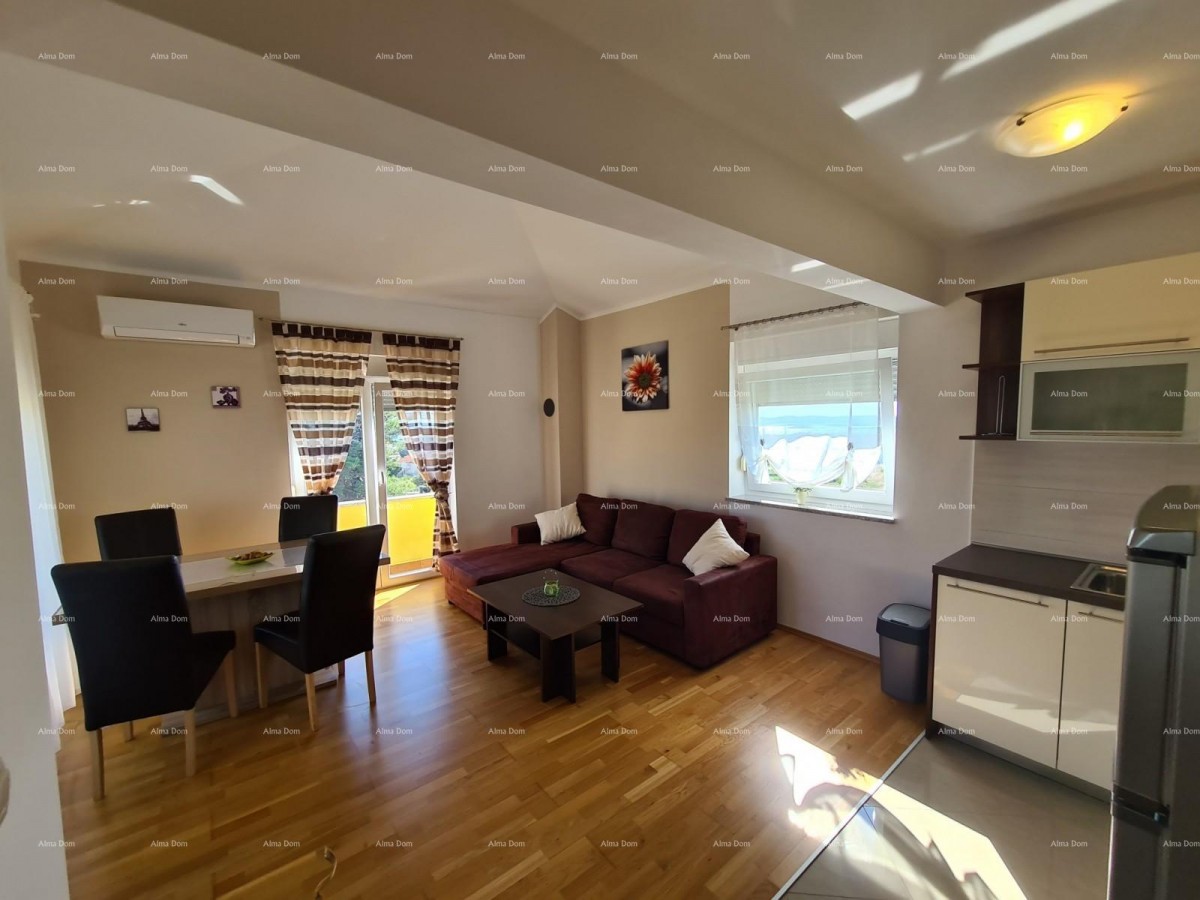 Медулин! Дом из 6 отдельных жилых квартир! 1