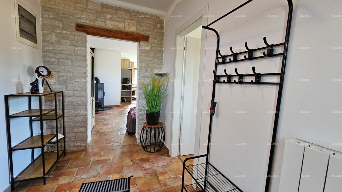 Просторный дом с бассейном в Светом Ловрече - идеальный дом для семьи 2