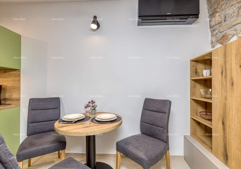 Vendesi una bella palazzina con tre appartamenti nel centro, Orsera! 19