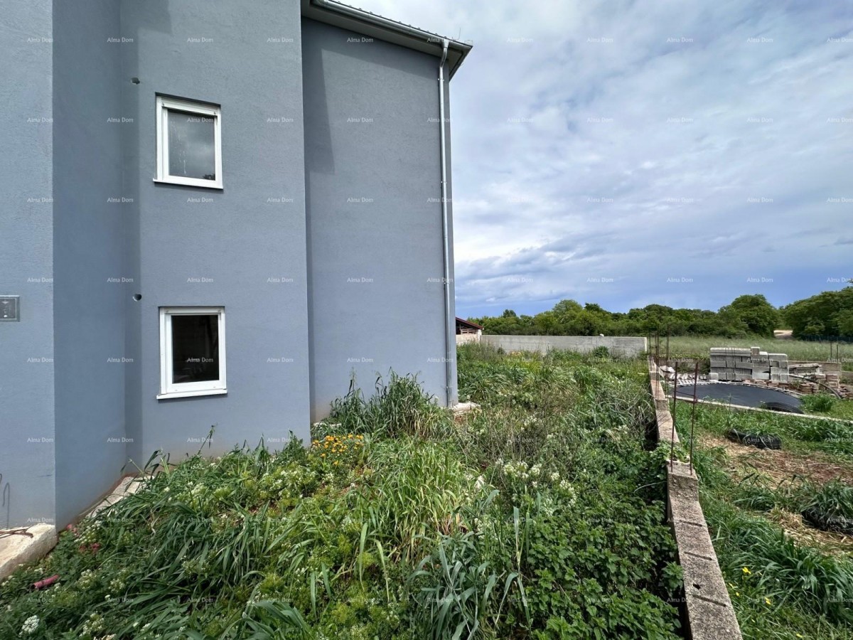 Prodajemo stan u novoj zgradi!  Šišan. 31