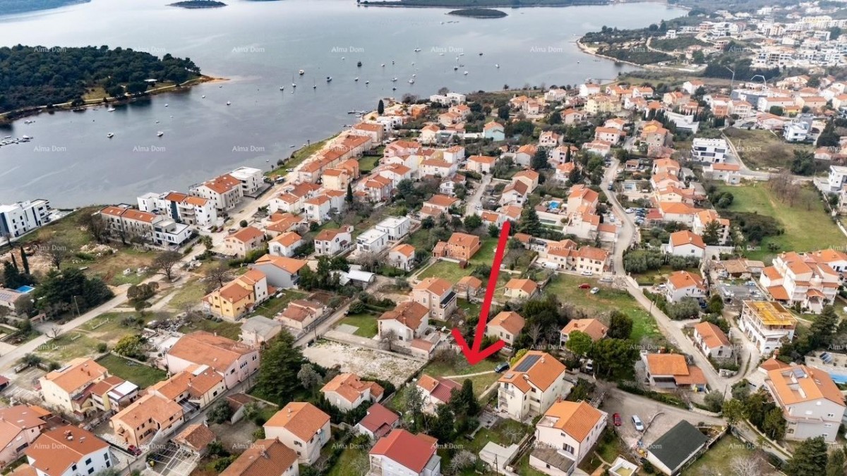 Eksluzivno! Građevinsko zemljište sa projektom – 6 stanova, 300 m od mora, Medulin! 5