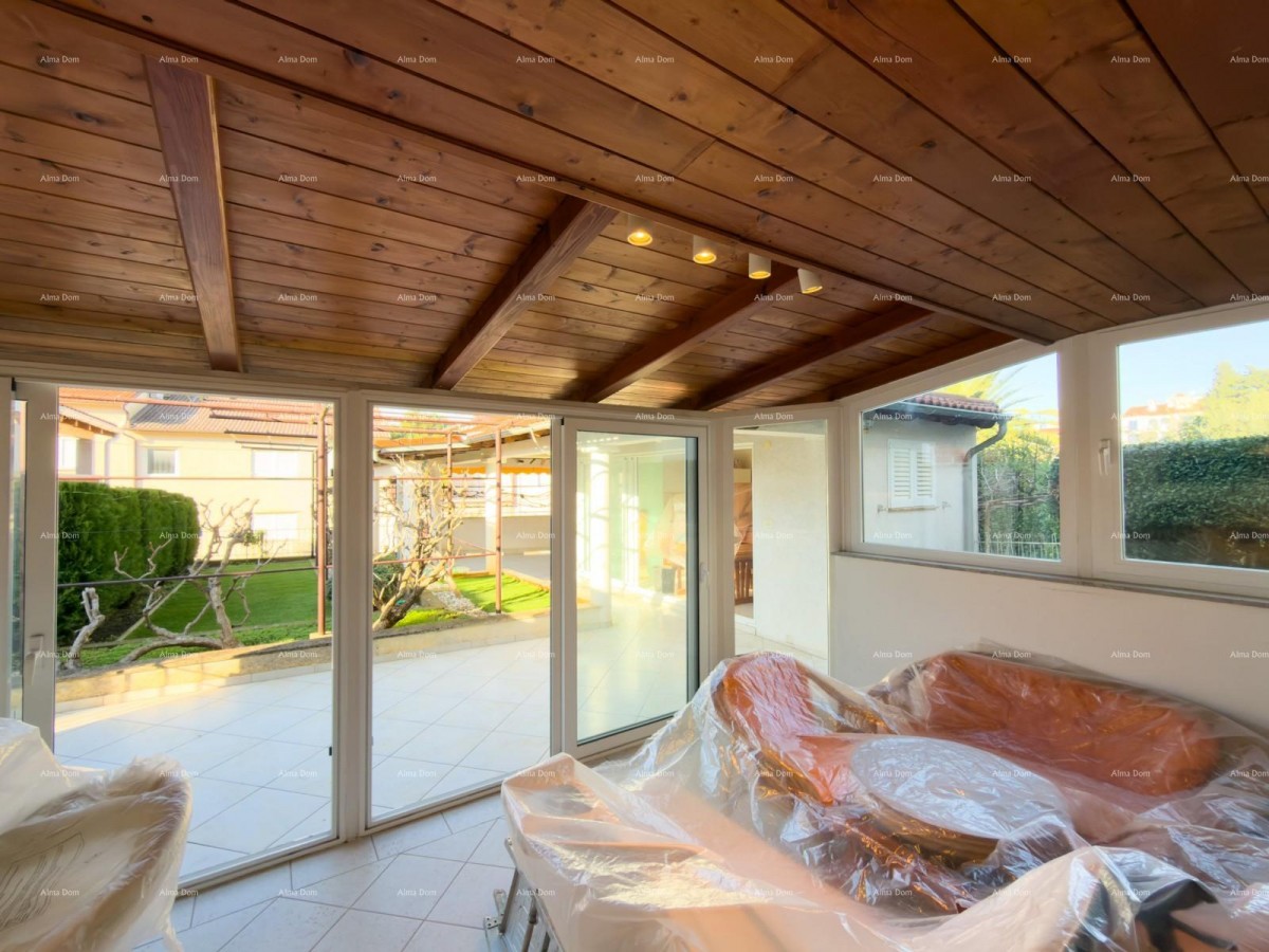 Pula – Casa con due unità abitative, a 50 m dal mare 40