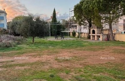 Prodaja - stan s dva parkirna mjesta, na odličnoj lokaciji u blizni mora i plaža, Štinjan!