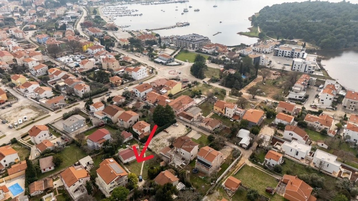 Eksluzivno! Građevinsko zemljište sa projektom – 6 stanova, 300 m od mora, Medulin! 1