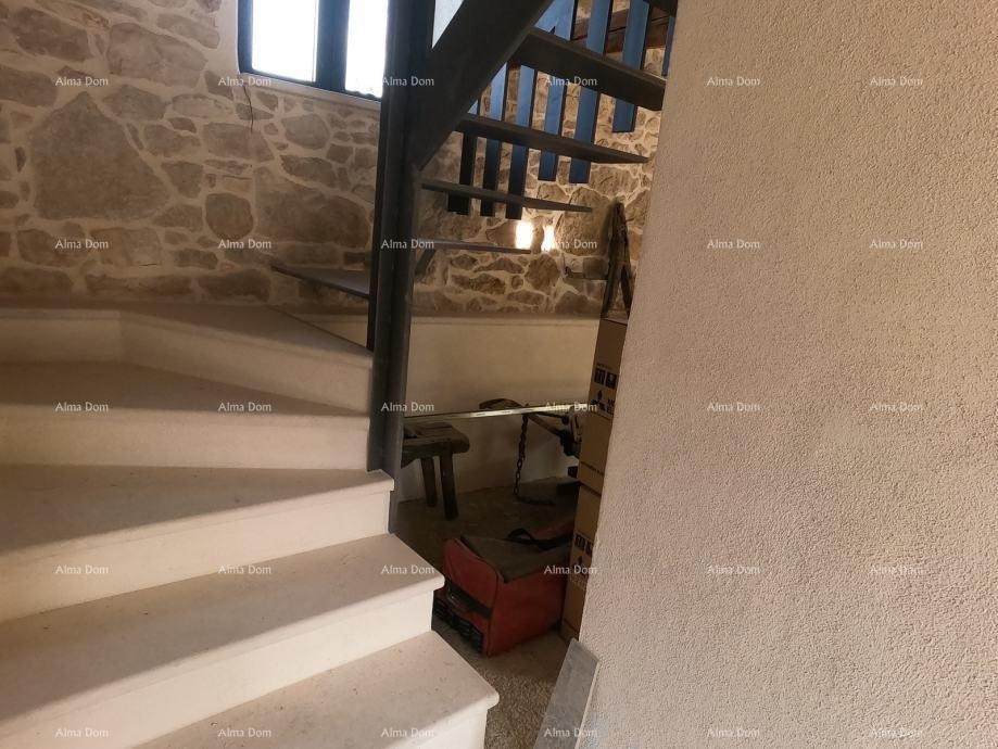 Samostojeca Kamena Kuća na Prodaju 12