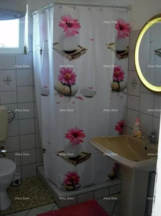 Samostojna hiša z apartmaji! 10