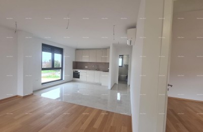 In vendita moderno appartamento nuovo con posto auto - Ližnjan!