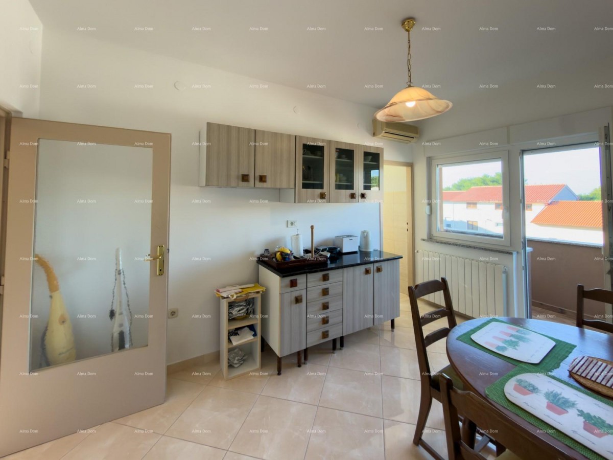 Pula – Casa con due unità abitative, a 50 m dal mare 32