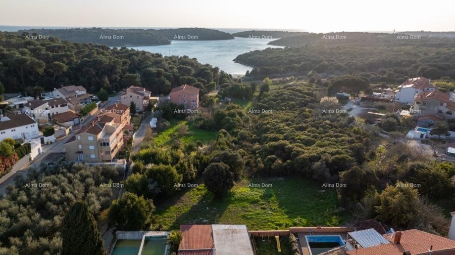 Продажа – земельный участок 1.943 м², Винкуран (200 м от моря) 1