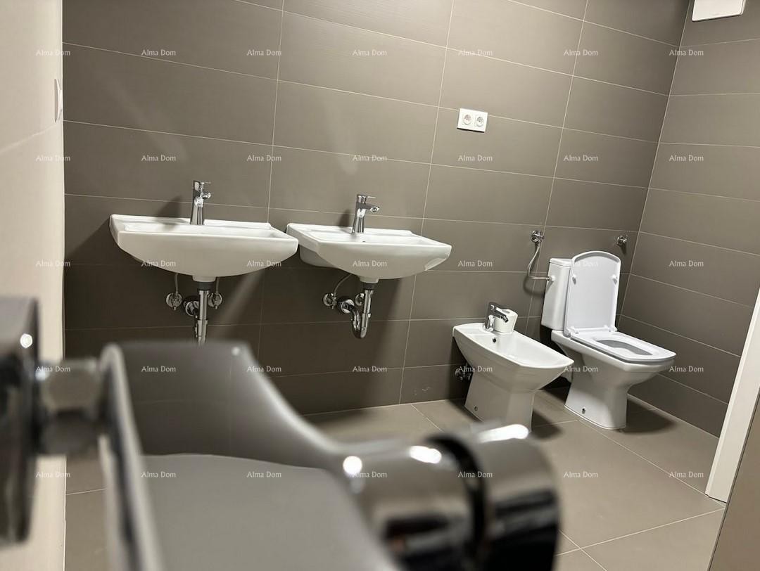 УМАГ – Дом с бассейном и тремя отдельными апартаментами 24