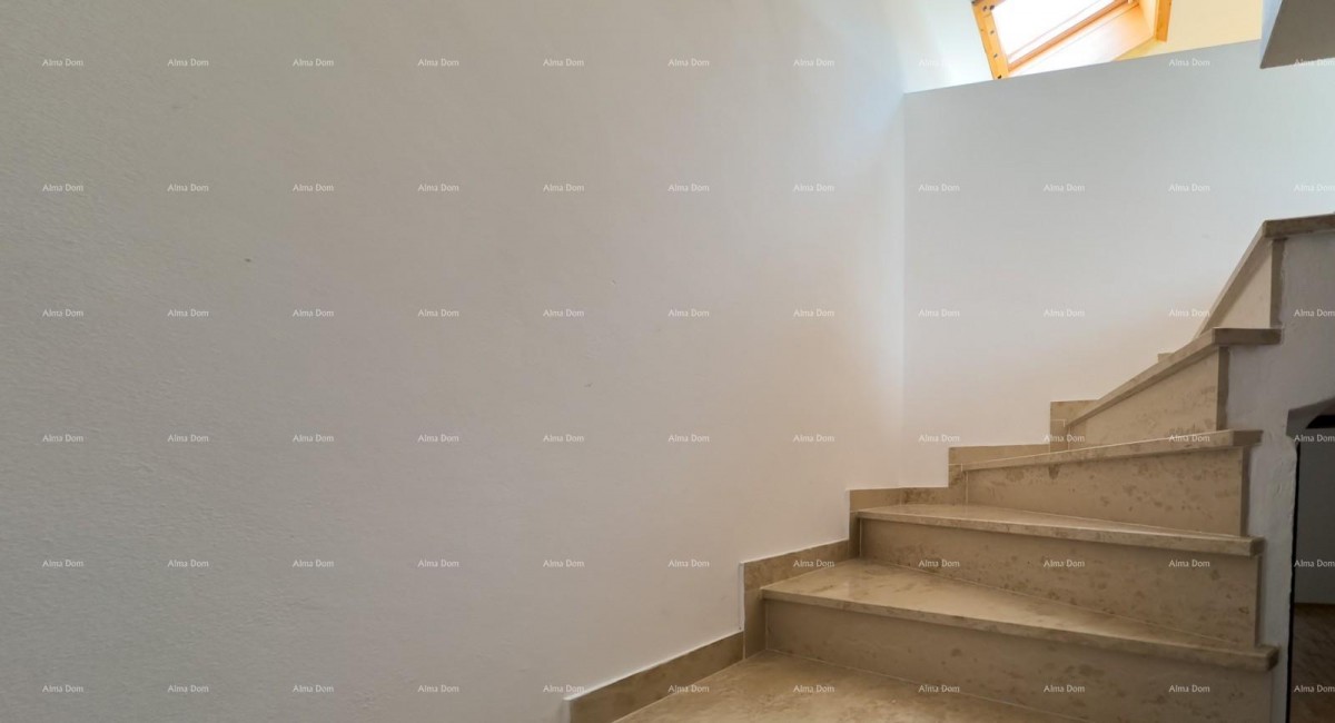 Renovated and fully furnished house with a sea view, Medulin! 23