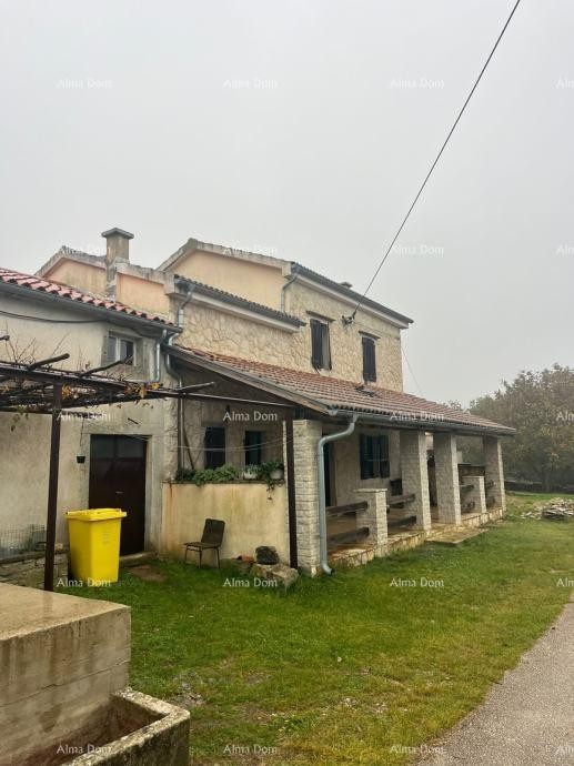 In vendita casa familiare in una zona tranquilla nei dintorni di Labin 3