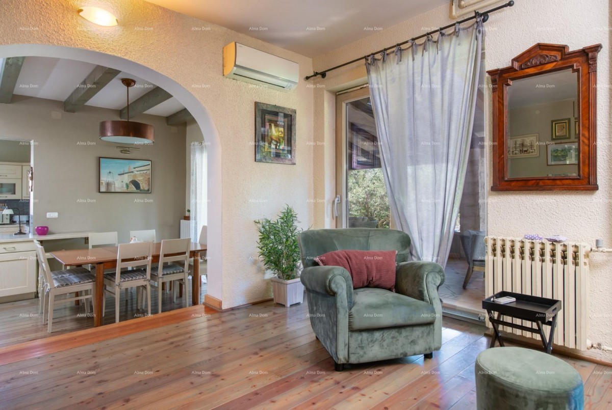 Prodaja - luksuzna vila s bazenom i dodatnim objektom, na prostranoj okućnici, Ližnjan! 23