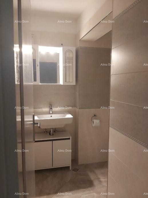 ПРЕЛЕПА КВАРТИРА – РОВИЊ | 80 м² | ОДЛИЧНА ЛОКАЦИЈА 11