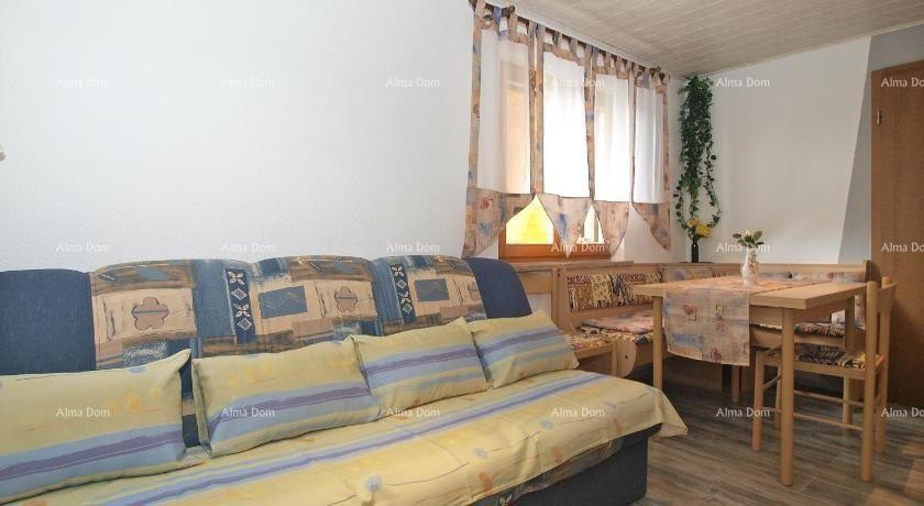 ДОМ С 3 АПАРТАМЕНТАМИ, МЕДУЛИН 9