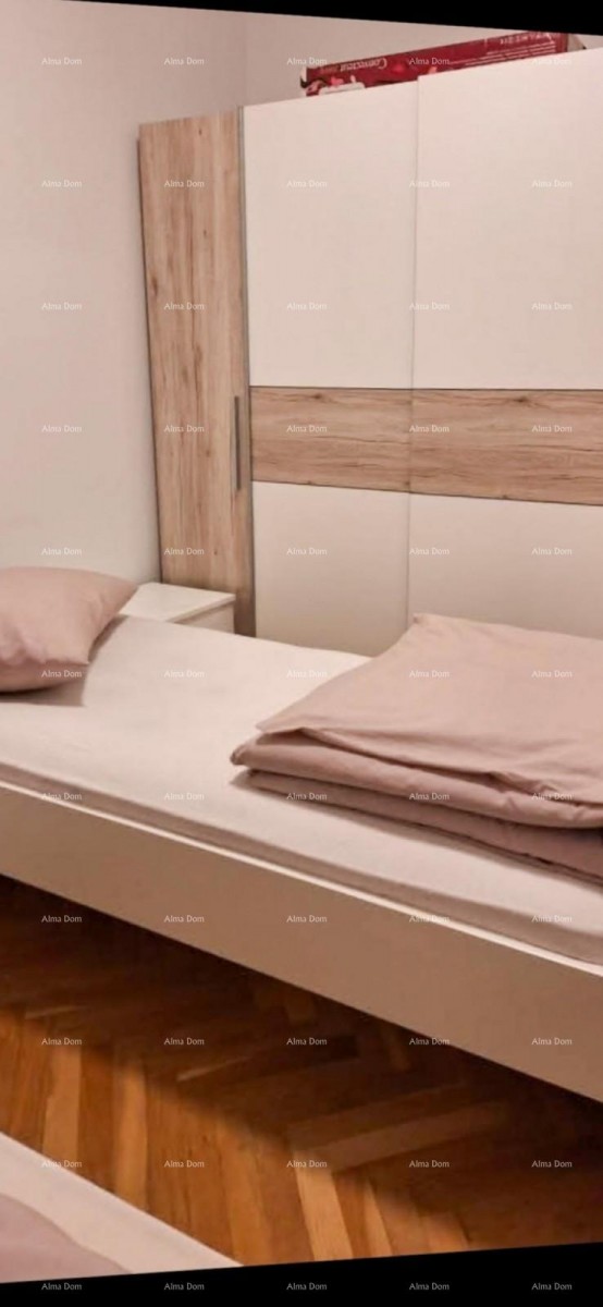 Rovinj, Stan na mirnoj lokaciji. 12