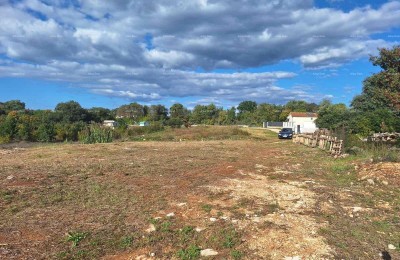 Rovinj – Land in a Promising Zone Near the Sea