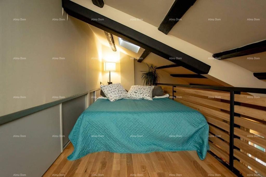 Prodaja - Elegantno uređen dvoetažni stan u staroj jezgri grada, Rovinj! 17