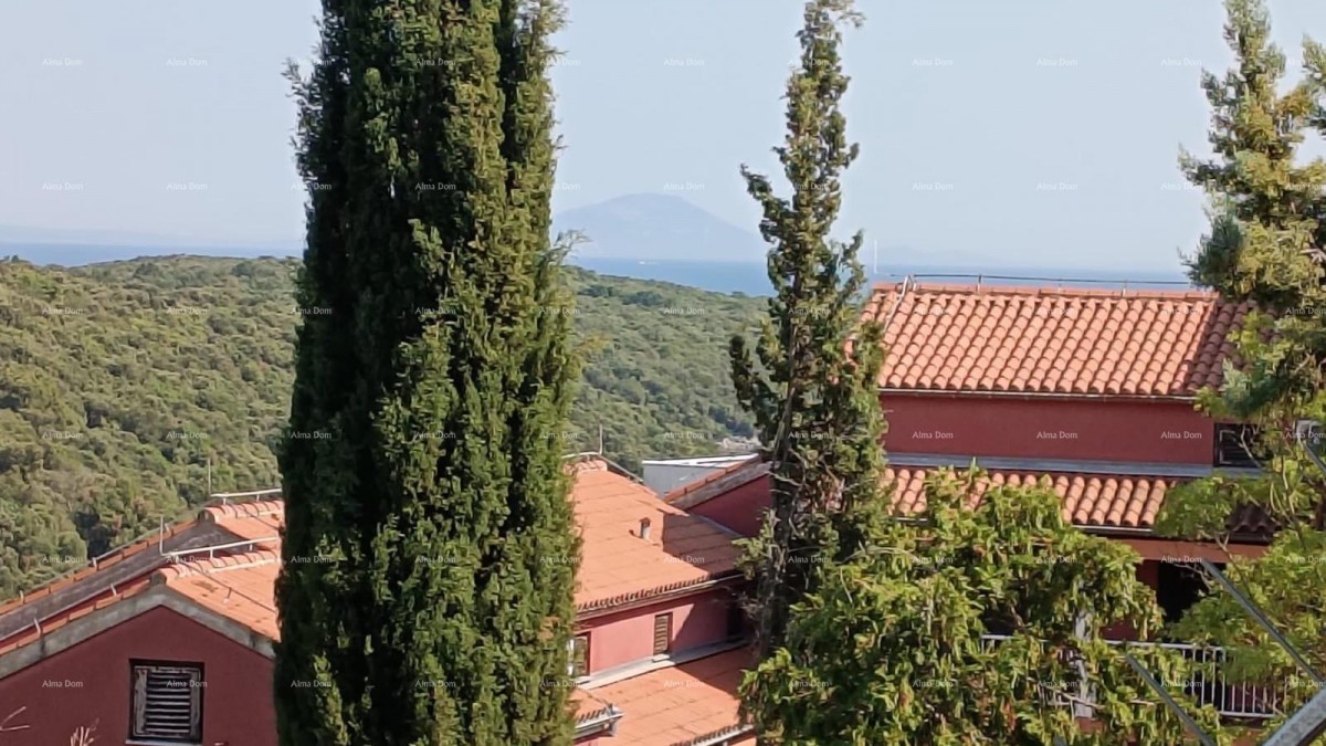 APPARTAMENTO ARREDATO CON BALCONE VICINO AL MARE – PAVIĆINI, DUGA UVALA 17