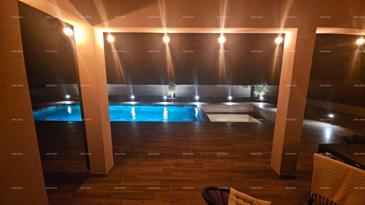 Prekrasna kuća s bazenom i vrtom blizu Labina 13