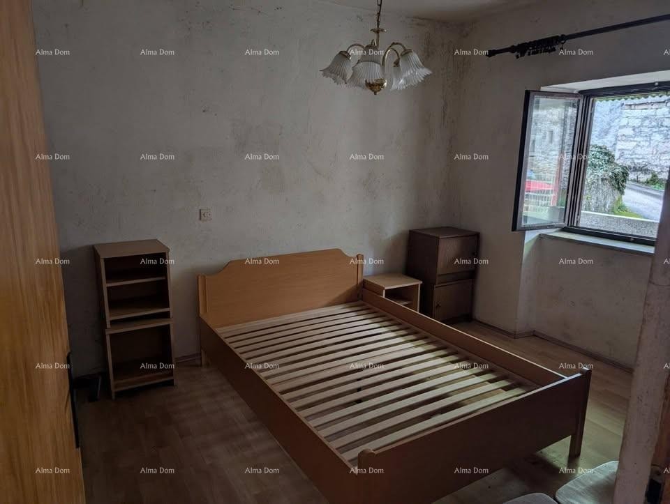Prodaja samostojeće kuće s okućnicom i vrtom - Pazin 6