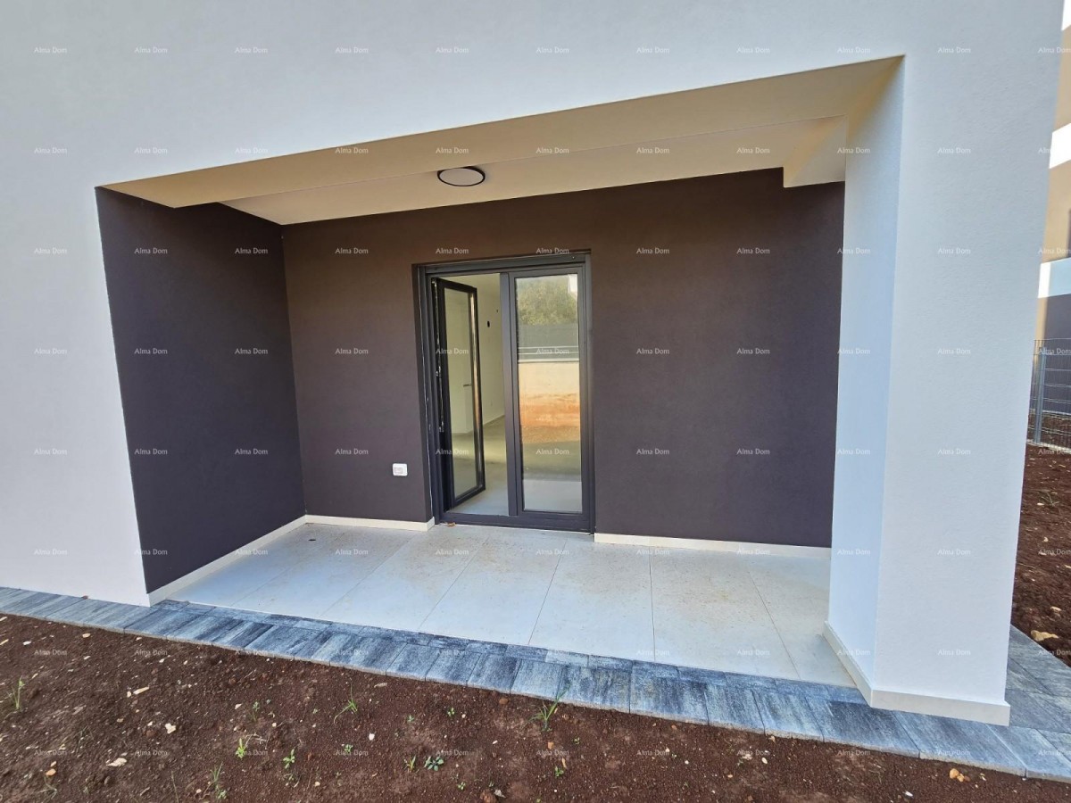 Двухкомнатная квартира с садом недалеко от моря. МЕДУЛИН. 10