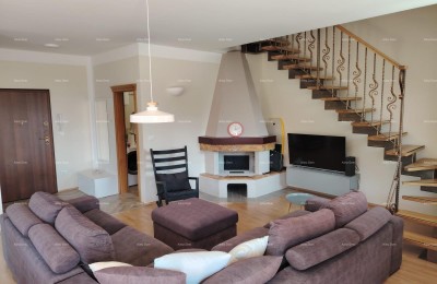 Three-bedroom apartment right by the sea, Premantura