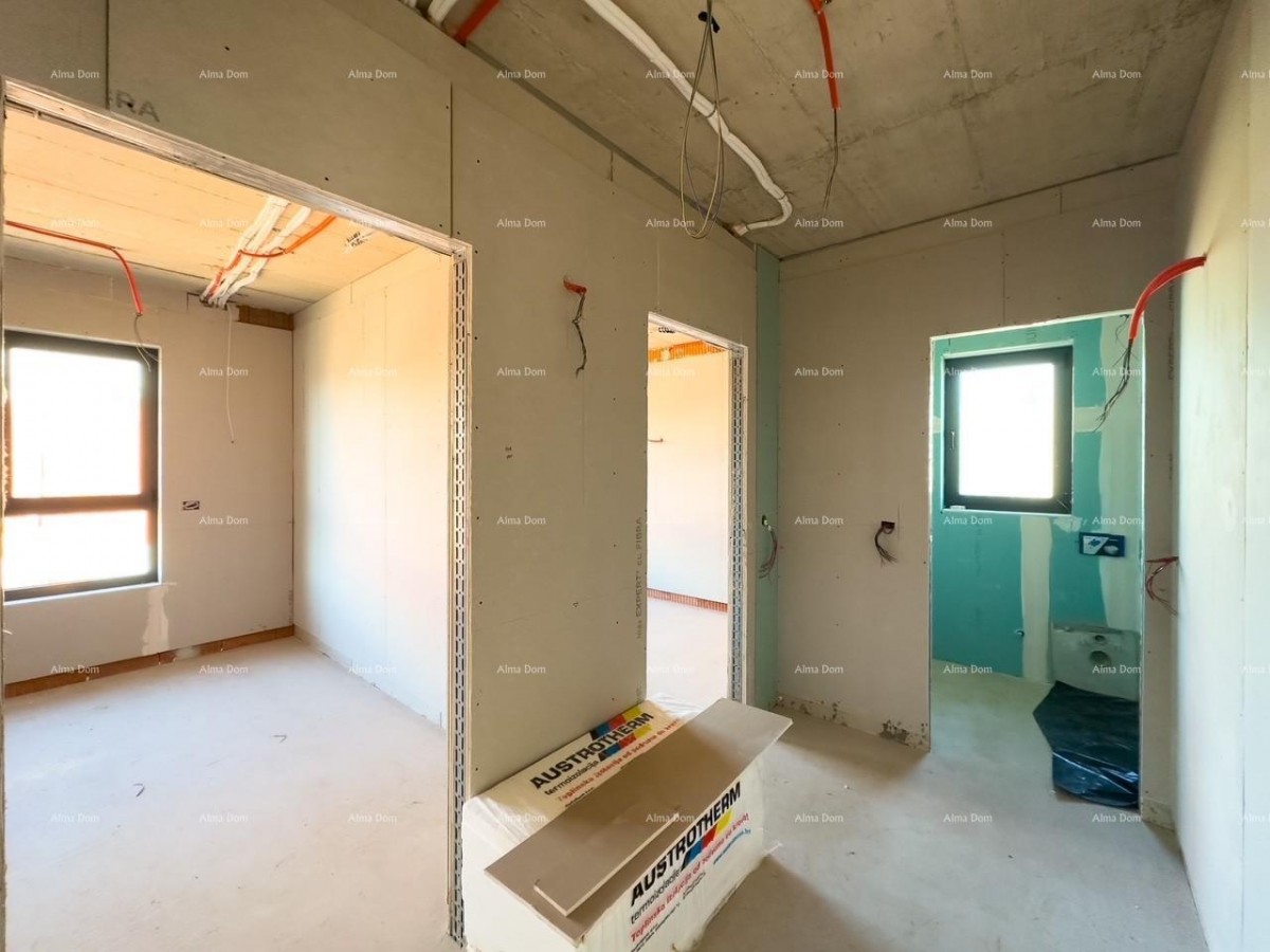 Prodajemo stan na drugom katu male zgrade!  Štinjan. 14