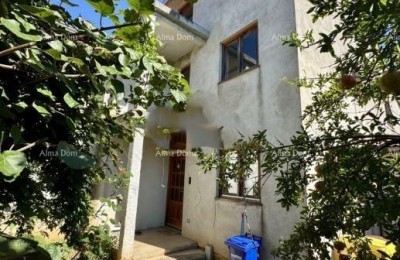 Pomer, Kuća 246 m² s okućnicom