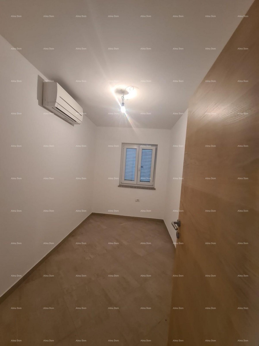 For sale: Charming 60 m² apartment in Duga Uvala – sea view 11