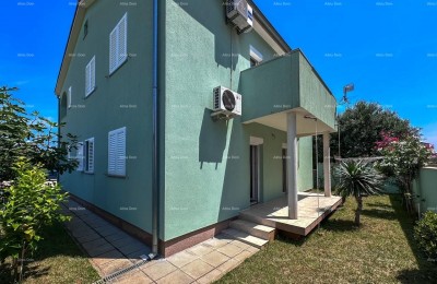 Vendiamo una casa con due appartamenti a Valbandon.