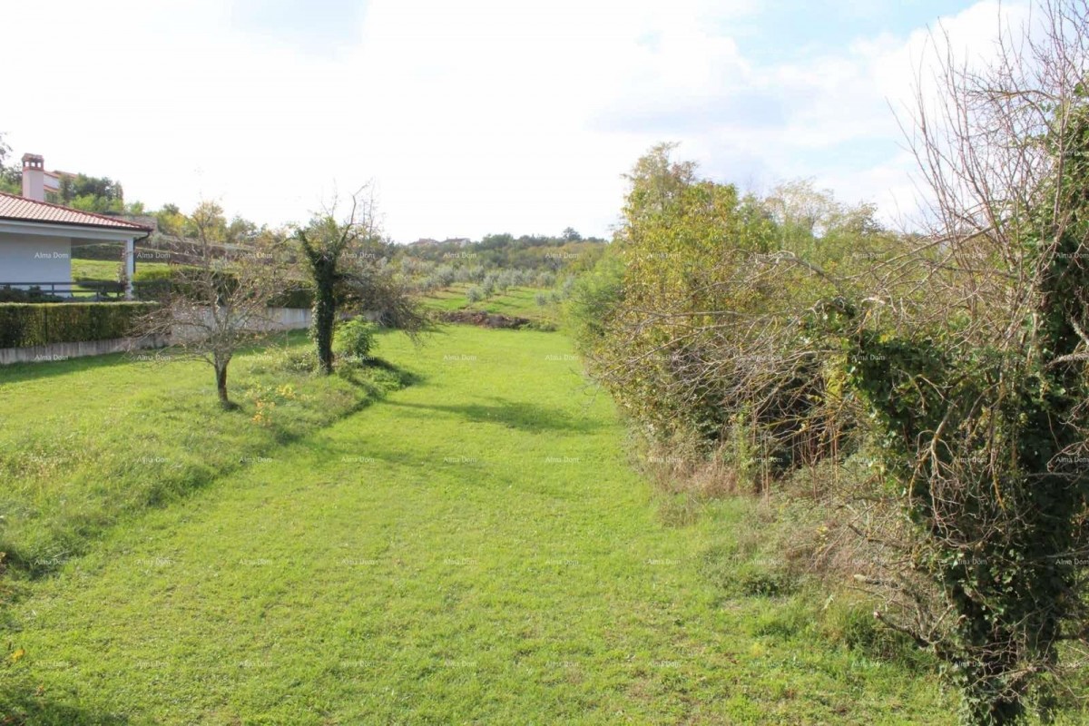 Пазин, семейное поместье с двумя жилыми единицами и большим двором 1