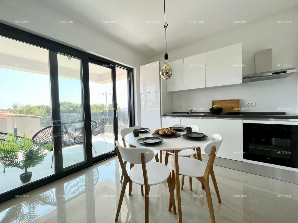 Moderna kuća s bazenom u Medulinu, idealna za obitelj ili investiciju! 12