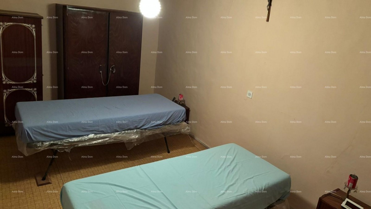 GALIŽANA - casa con diversi edifici e ottimo potenziale di ristrutturazione 12