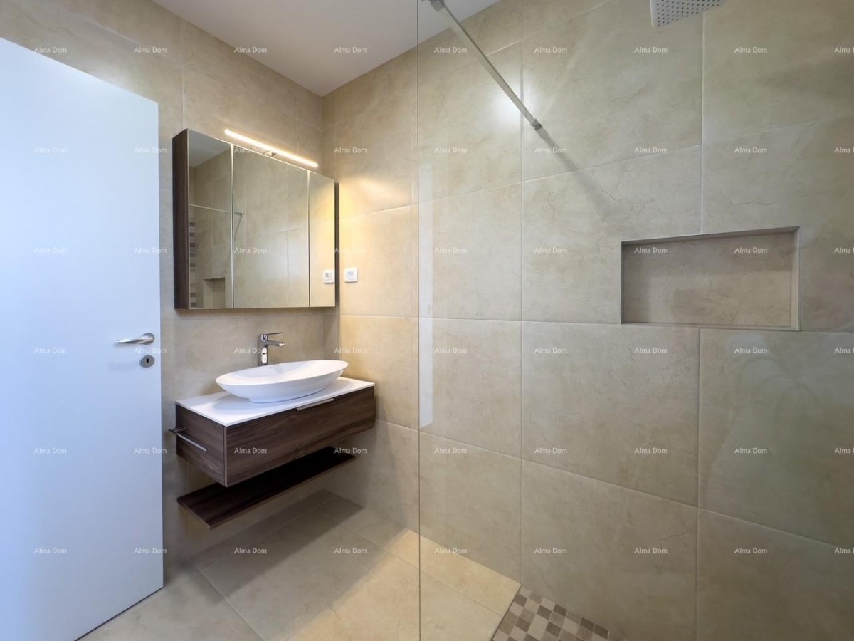 Čudovita vila v mediteranskem stilu, Umag 34