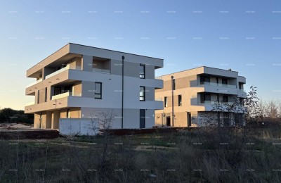 PULA, Valdebek - Stan u prizemlju u novogradnje / A1