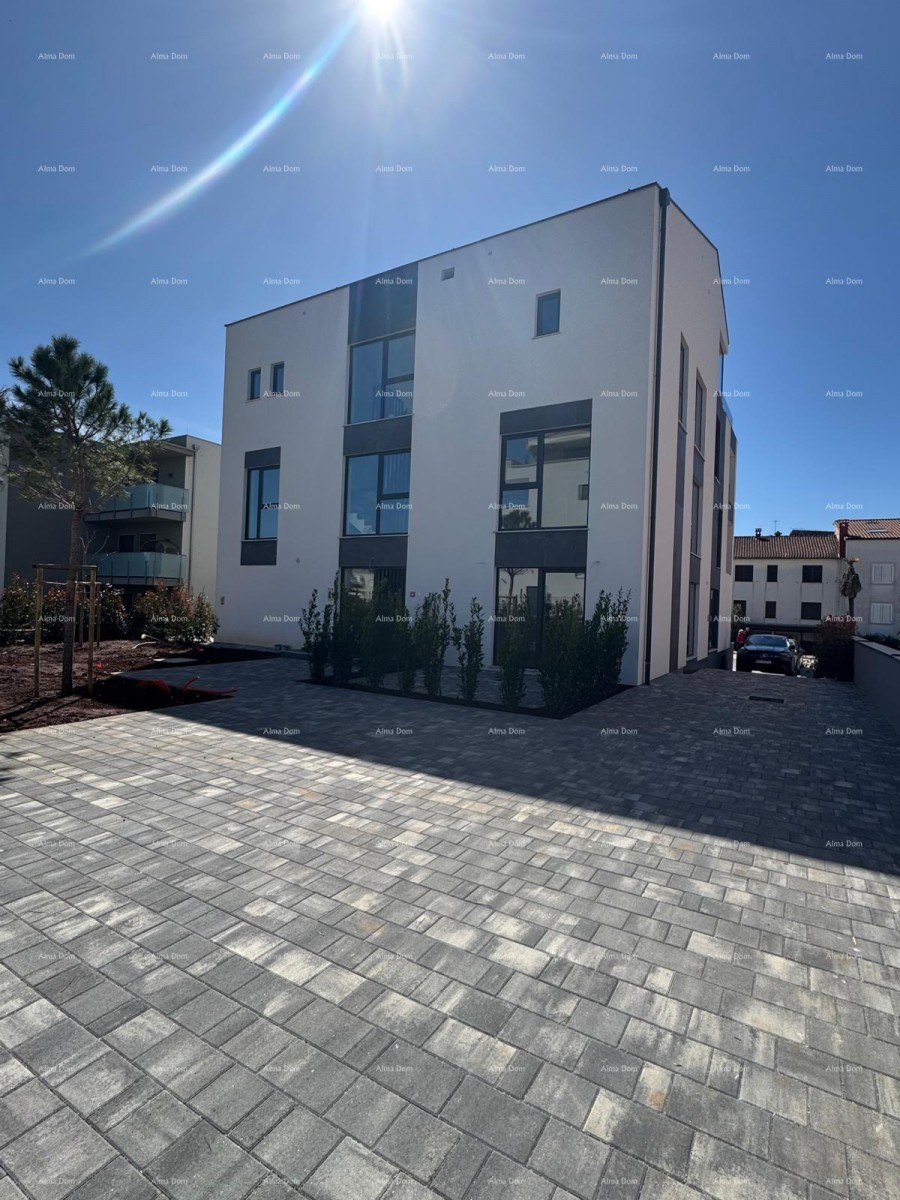 Appartamento in vendita a Rovigno con vista mare 19