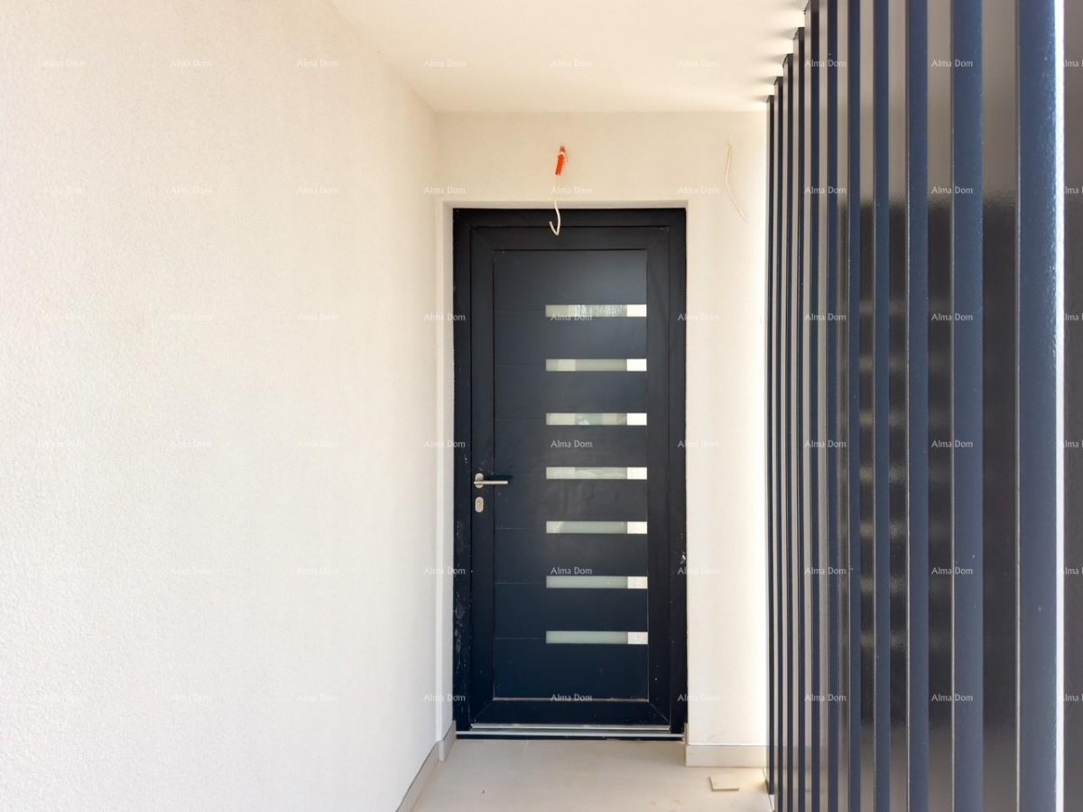 1 km do centra Medulina. Prodaja nove hiše s bazenom na odlični lokaciji, blizu morja! 5