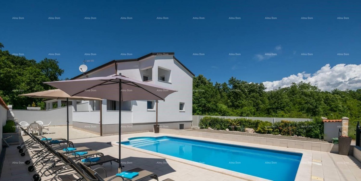 Vila dvojna s bazenom – okolica Poreč 1