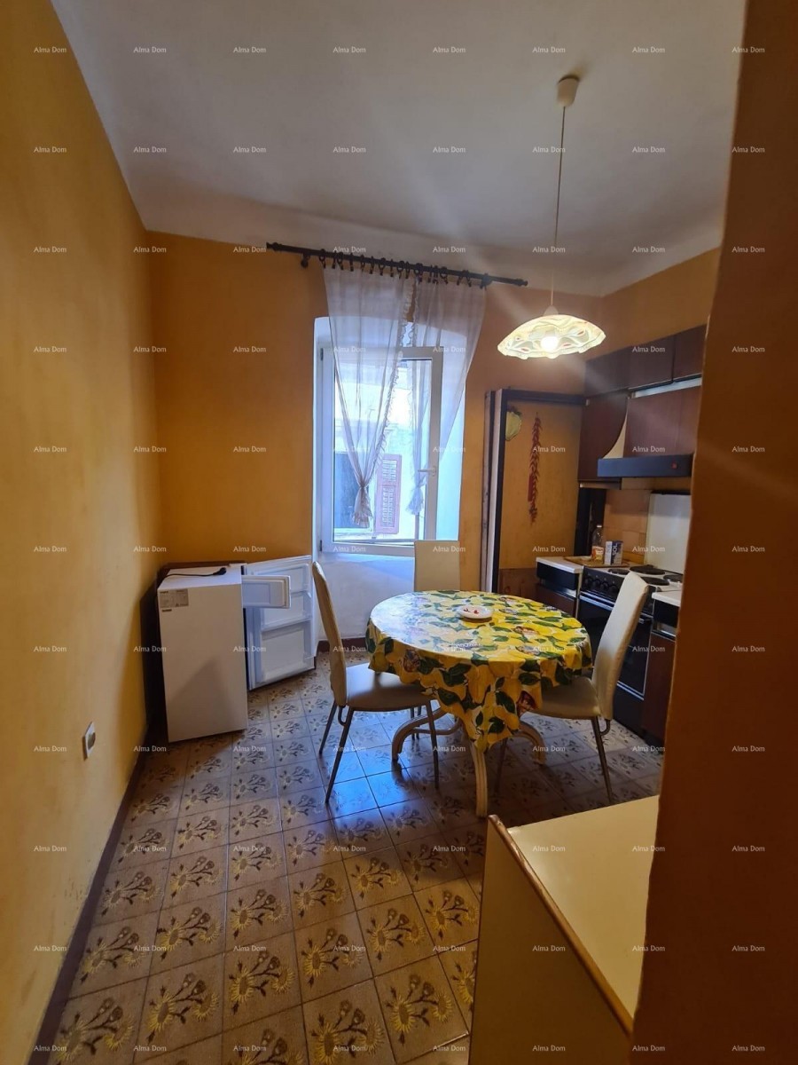 Eccellente appartamento nel cuore della città, Pola. 19