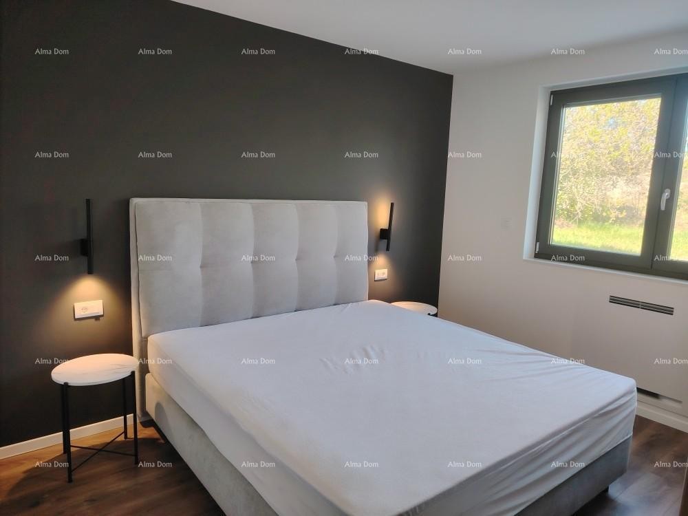 Eccellente appartamento trilocale con giardino e piscina, arredato 14